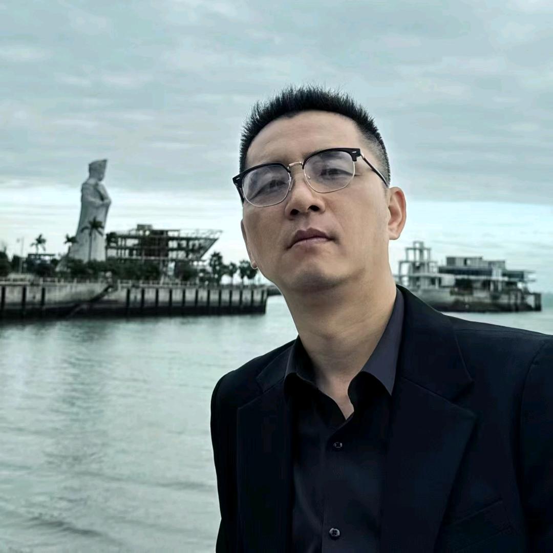 不许装会摇
