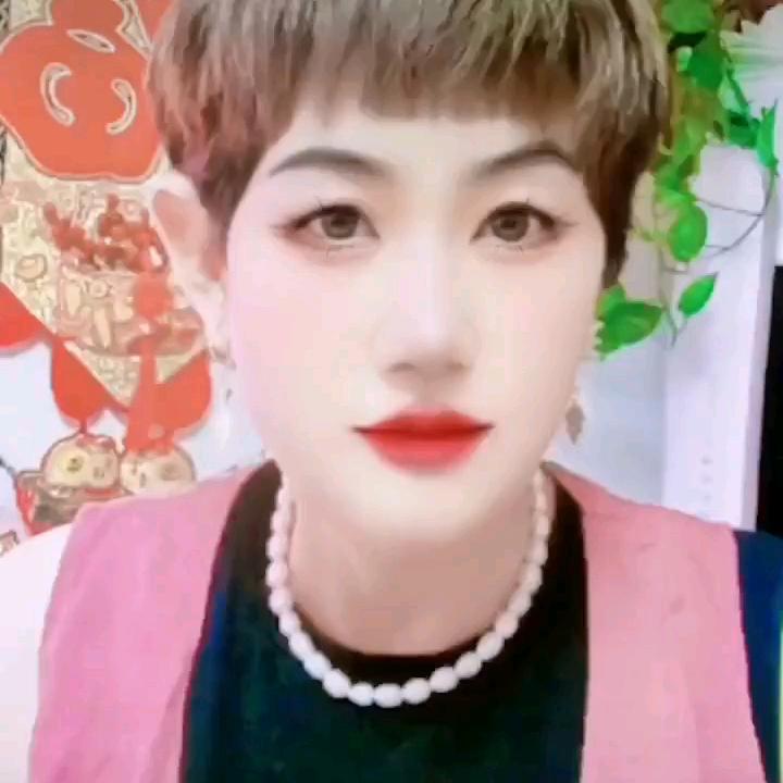李家四姐巜新人开播》