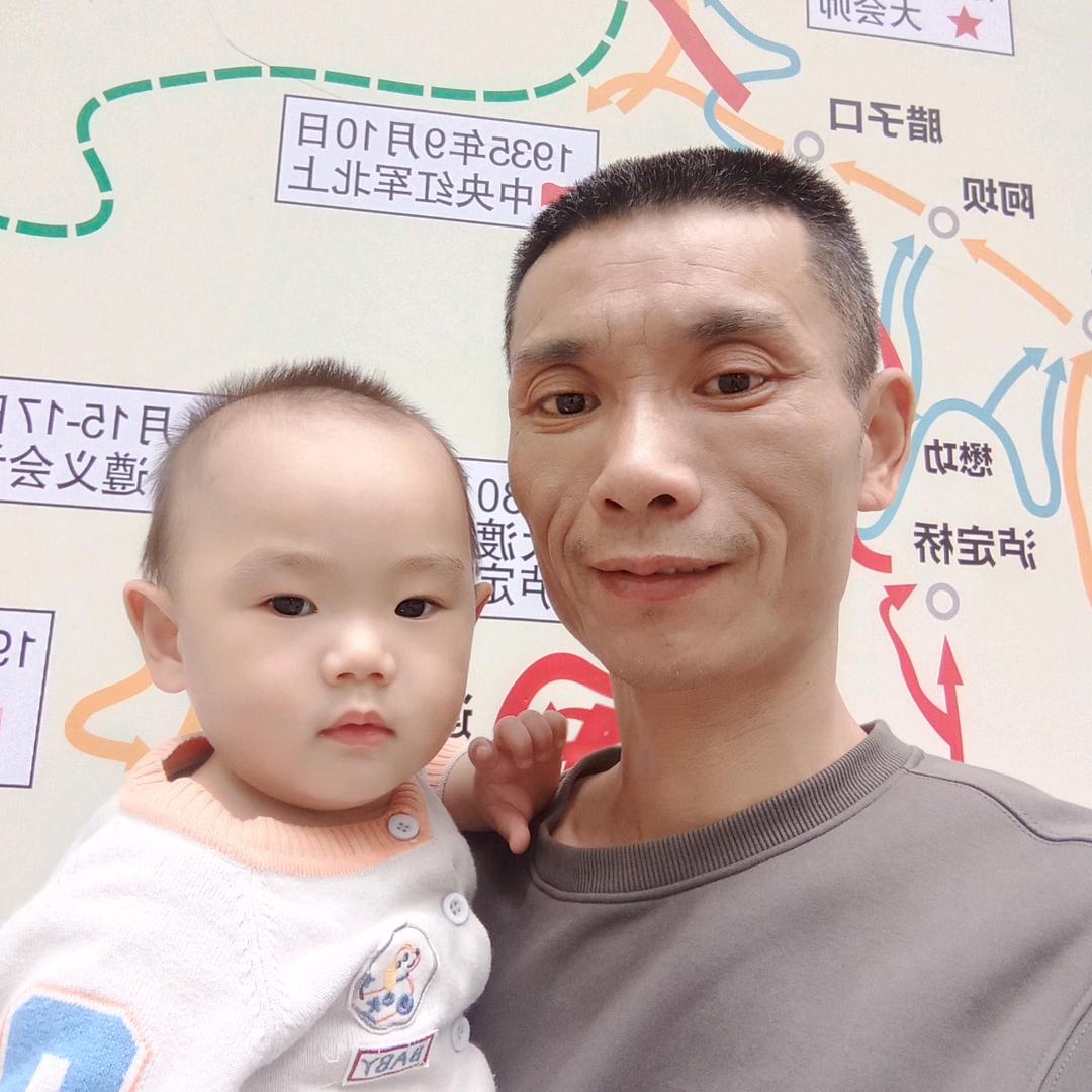 黄志明