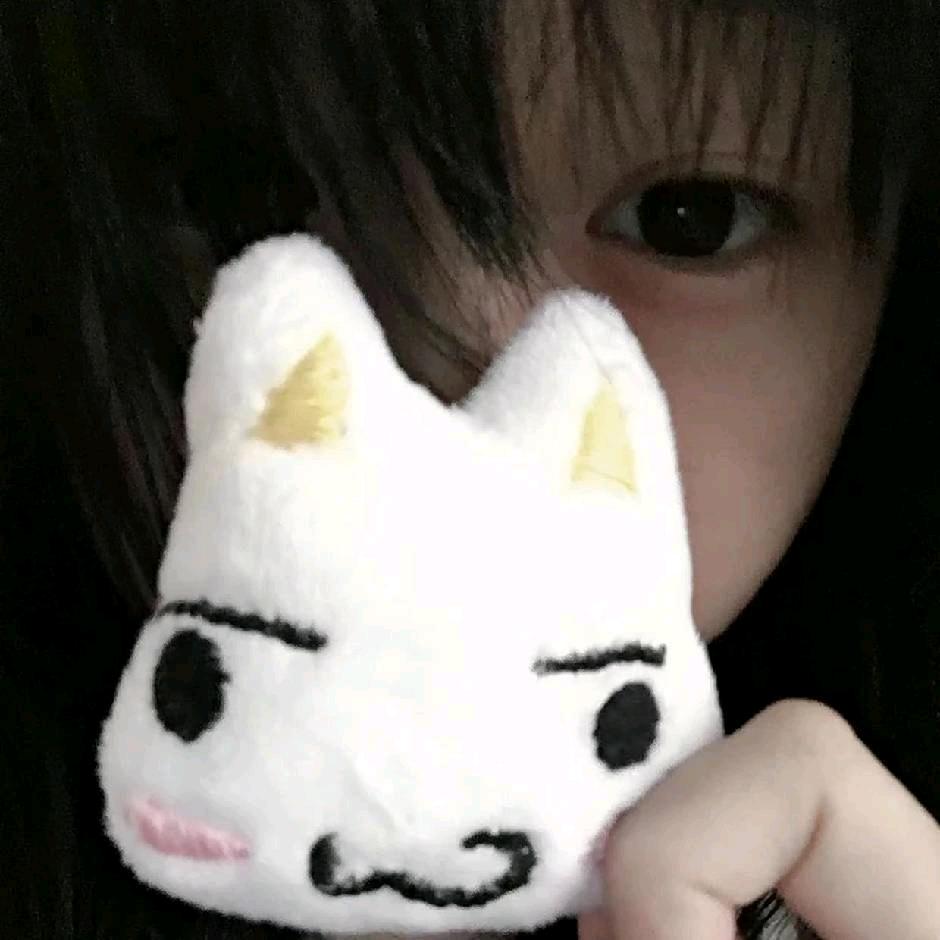 ε٩(๑> ₃ <)۶з