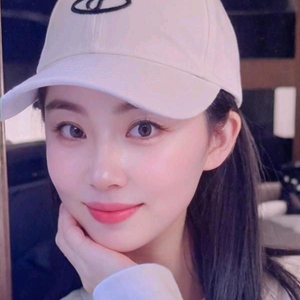 妙姿美容顾问盼盼
