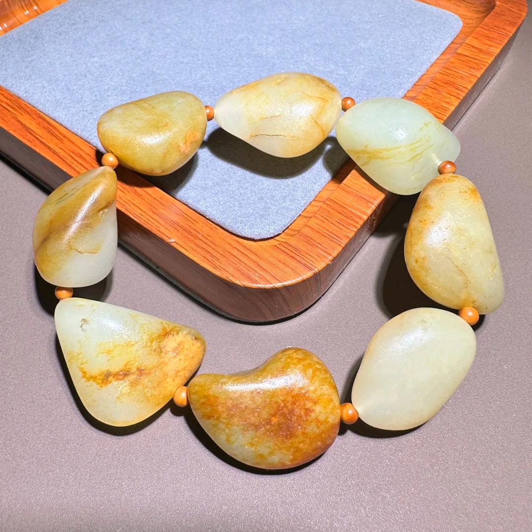 新疆和田白玉（首饰）