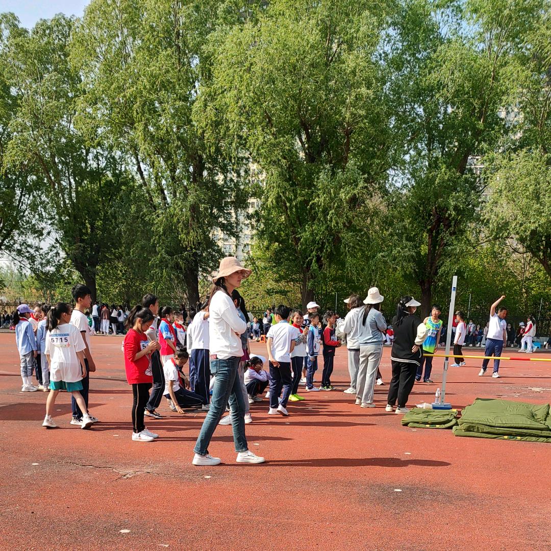 青岛升学之光刘老师