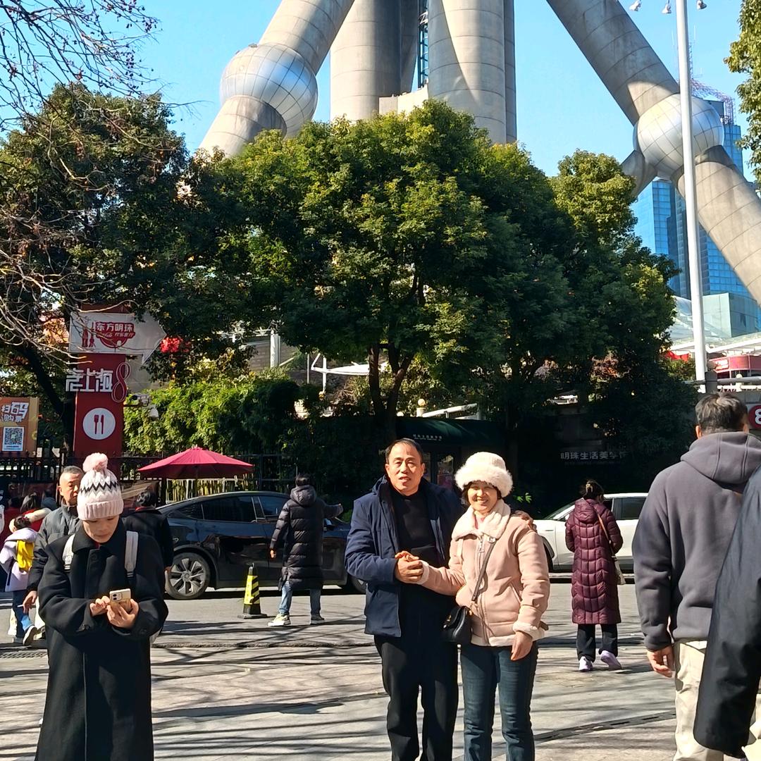 志明
