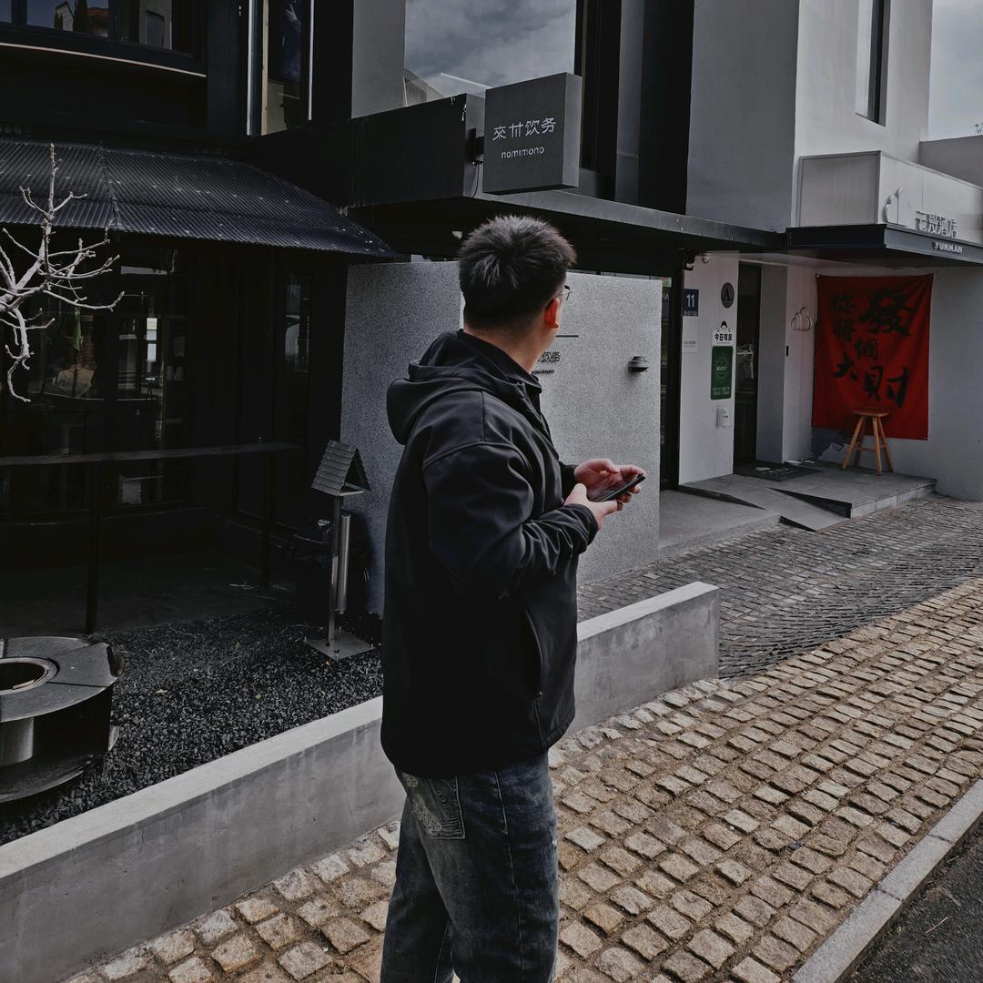 迈克尔·亮