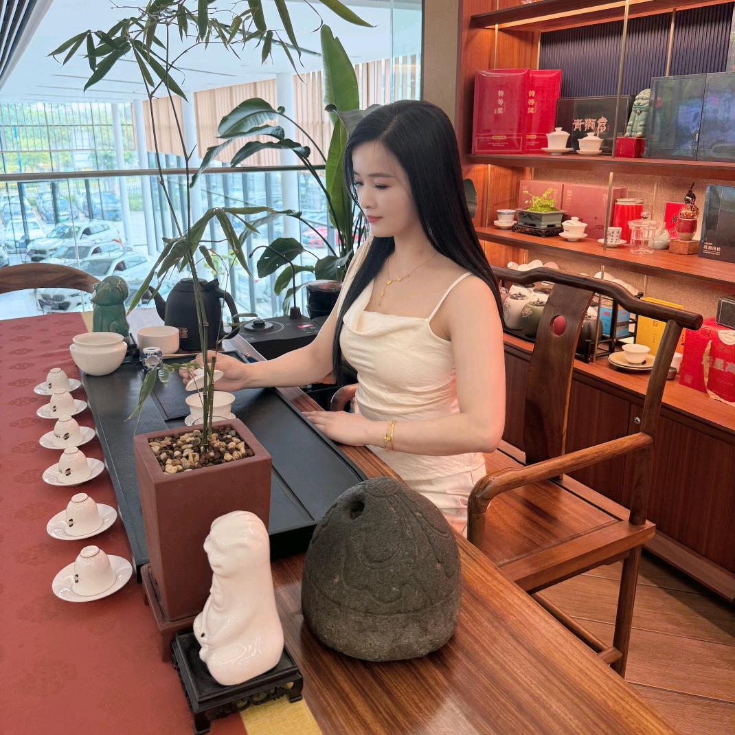 杨龙凤朋友圈