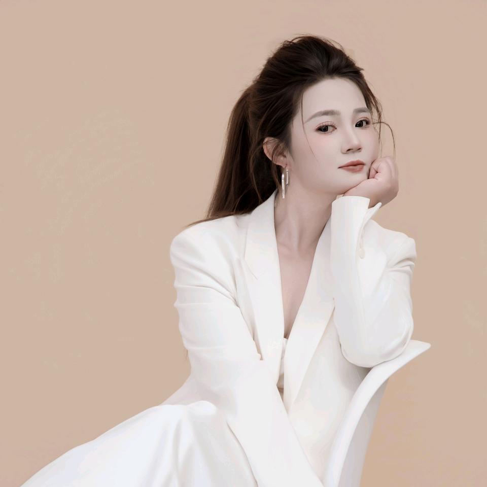 丸碧科技护肤中心-白白