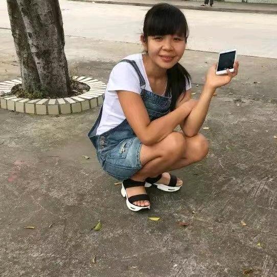 三三两两