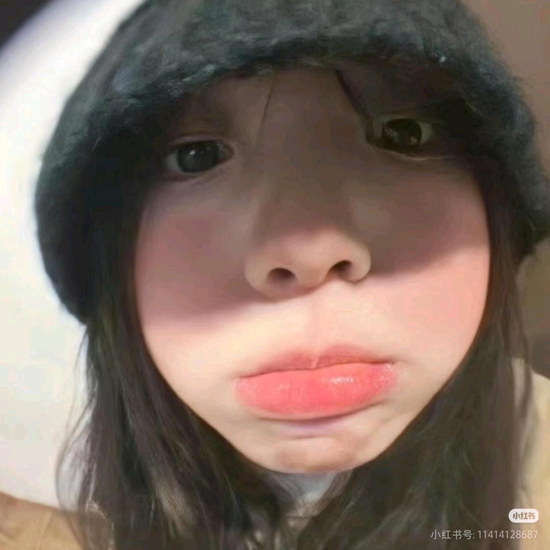 脑袋困咯