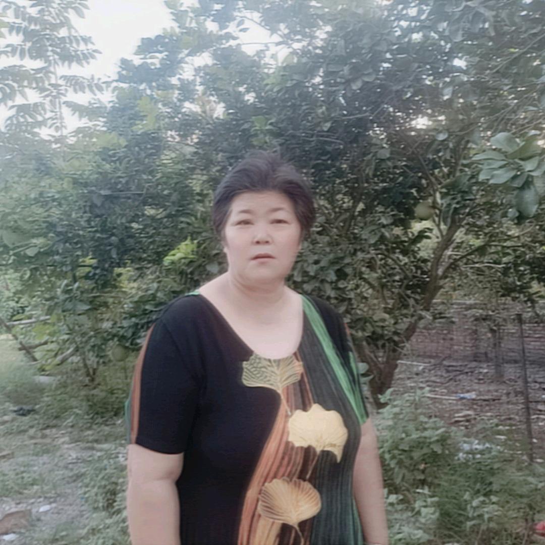 小容爱唱歌