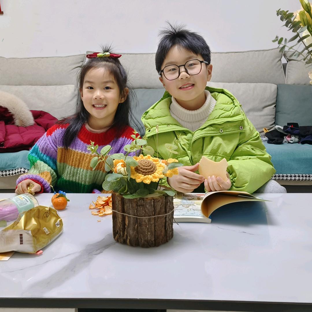 佑佑哥哥和心心妹妹生活日记