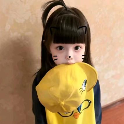 养只小猫叫六月