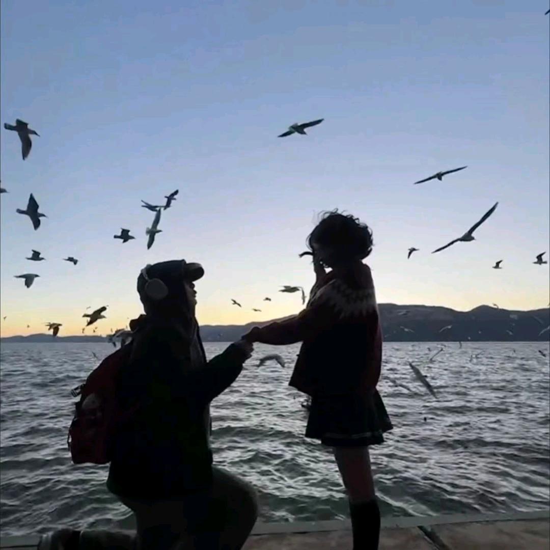 ˡᵒᵛᴱ是深海