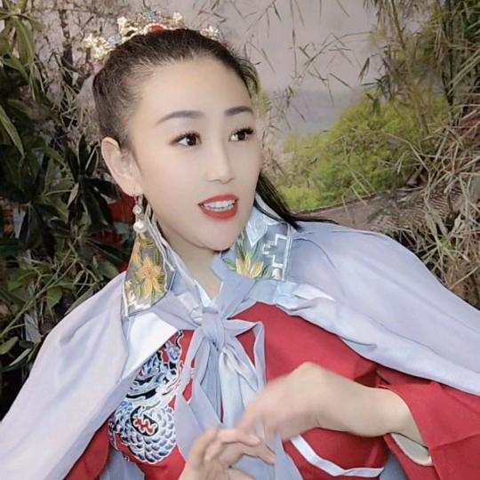 安丽姐，
