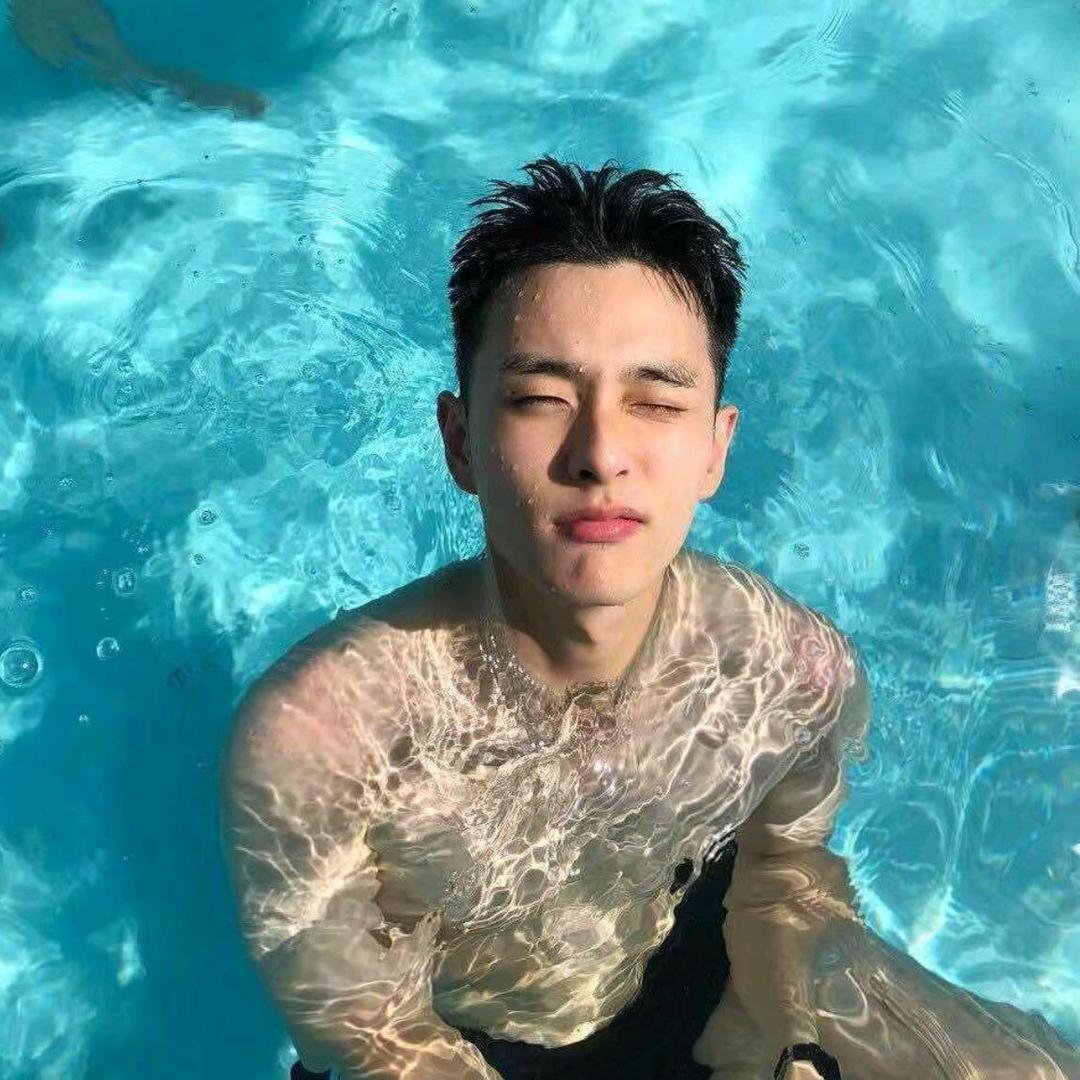 少年白马醉春风