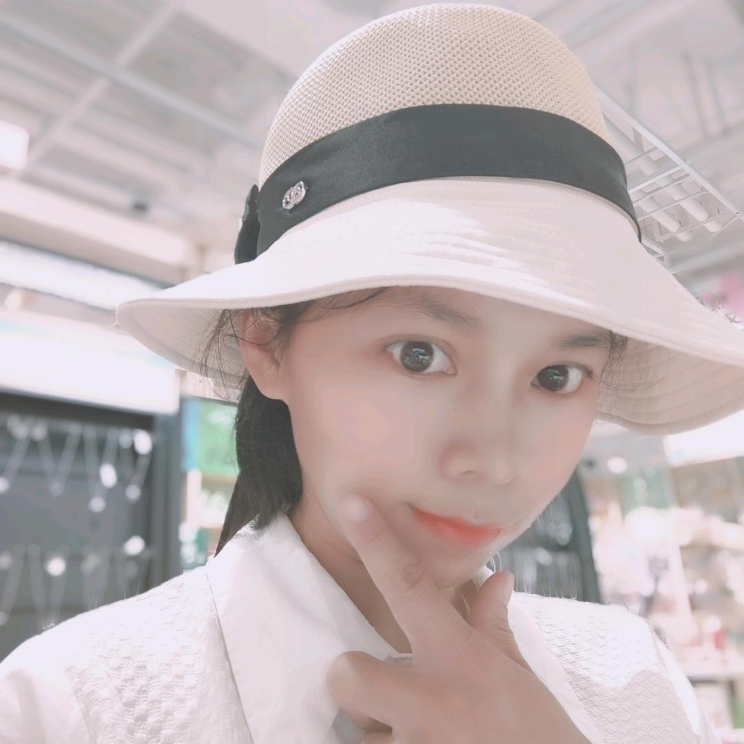 小露露吖