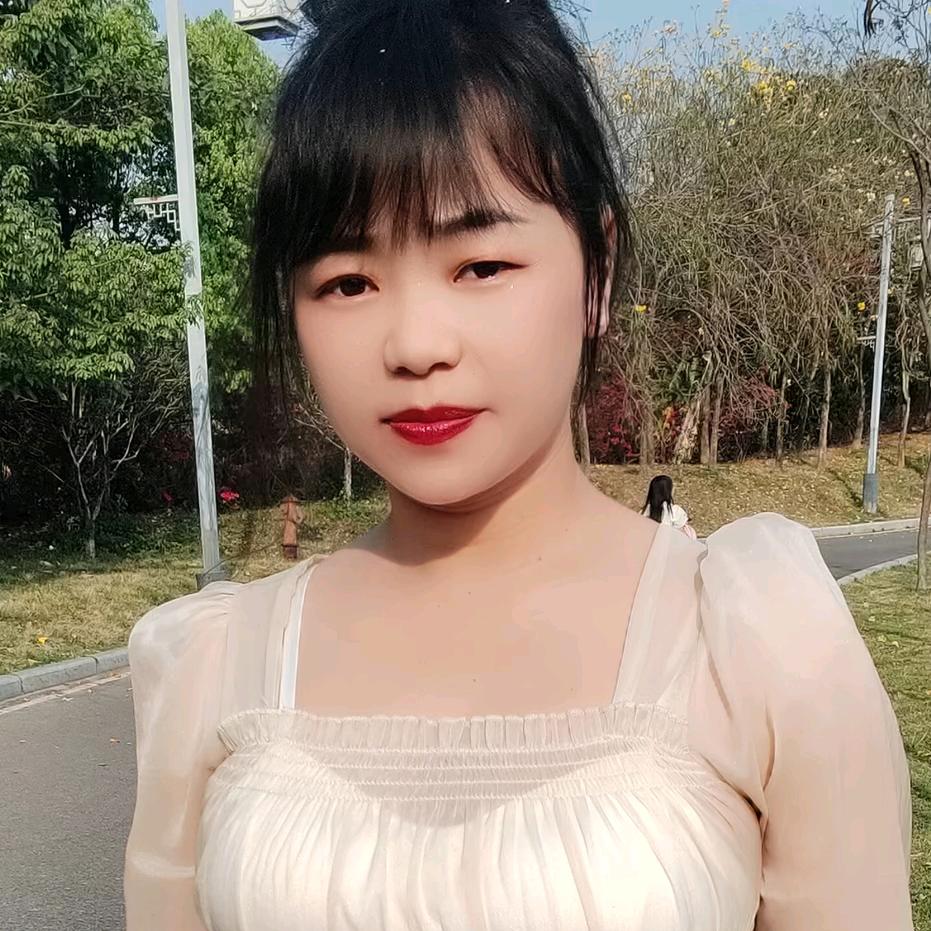 幸福一家人。