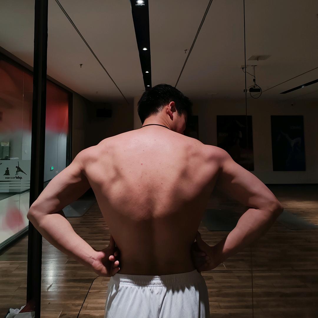 北城悦活力游泳健身 Mr.张