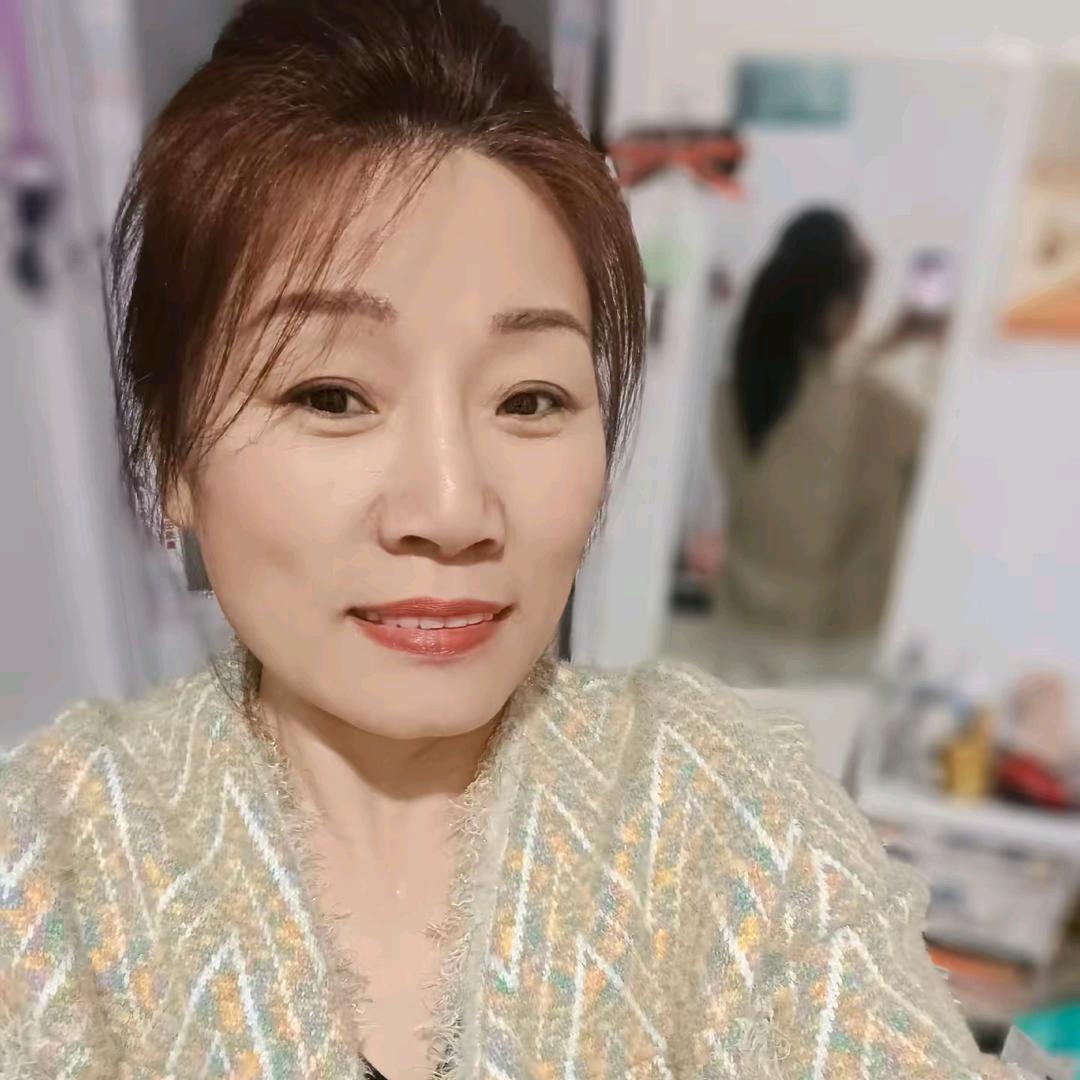 良艳【拒绝聊天】