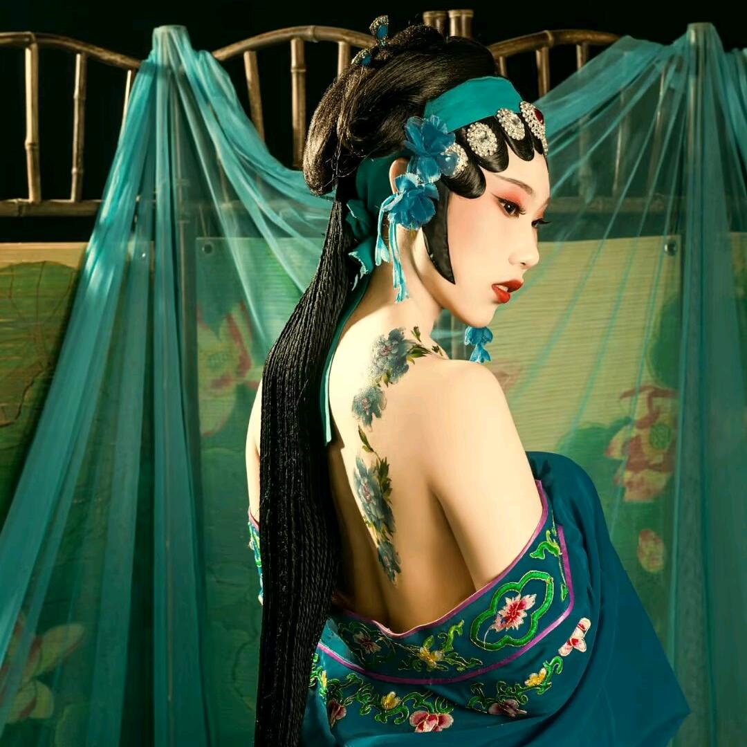 杨淼