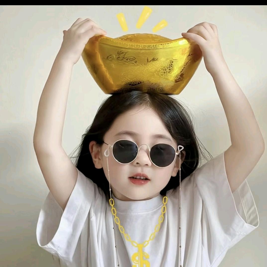 馋嘴妞