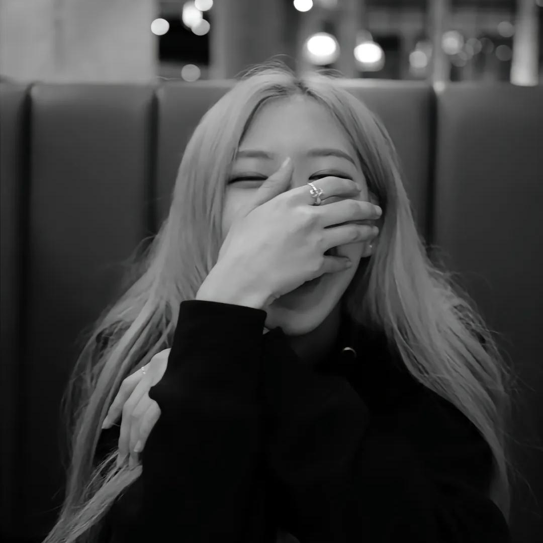 ♡̷.