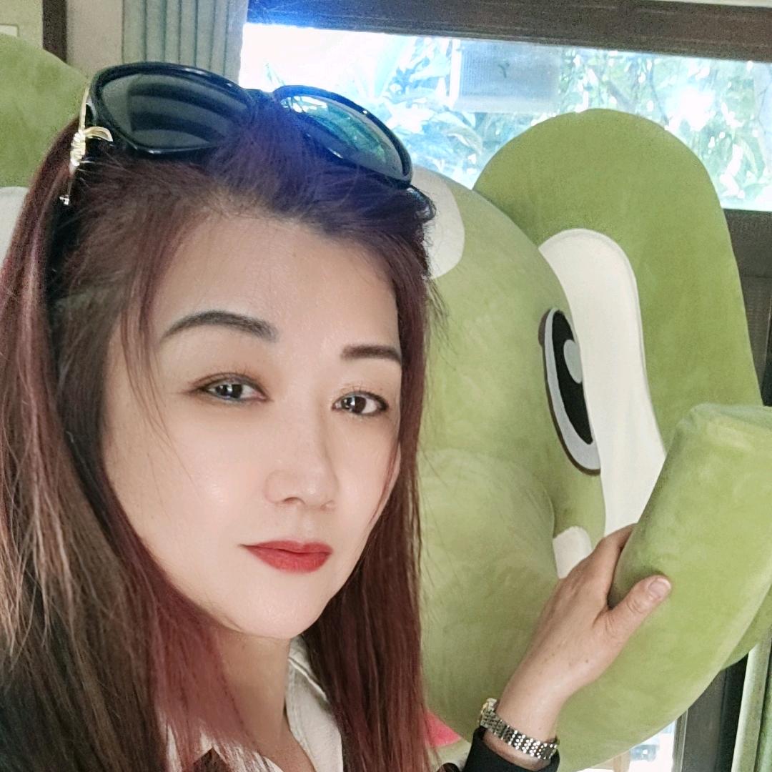 叶语笑含