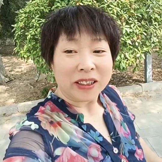 李姐  早6.30开播