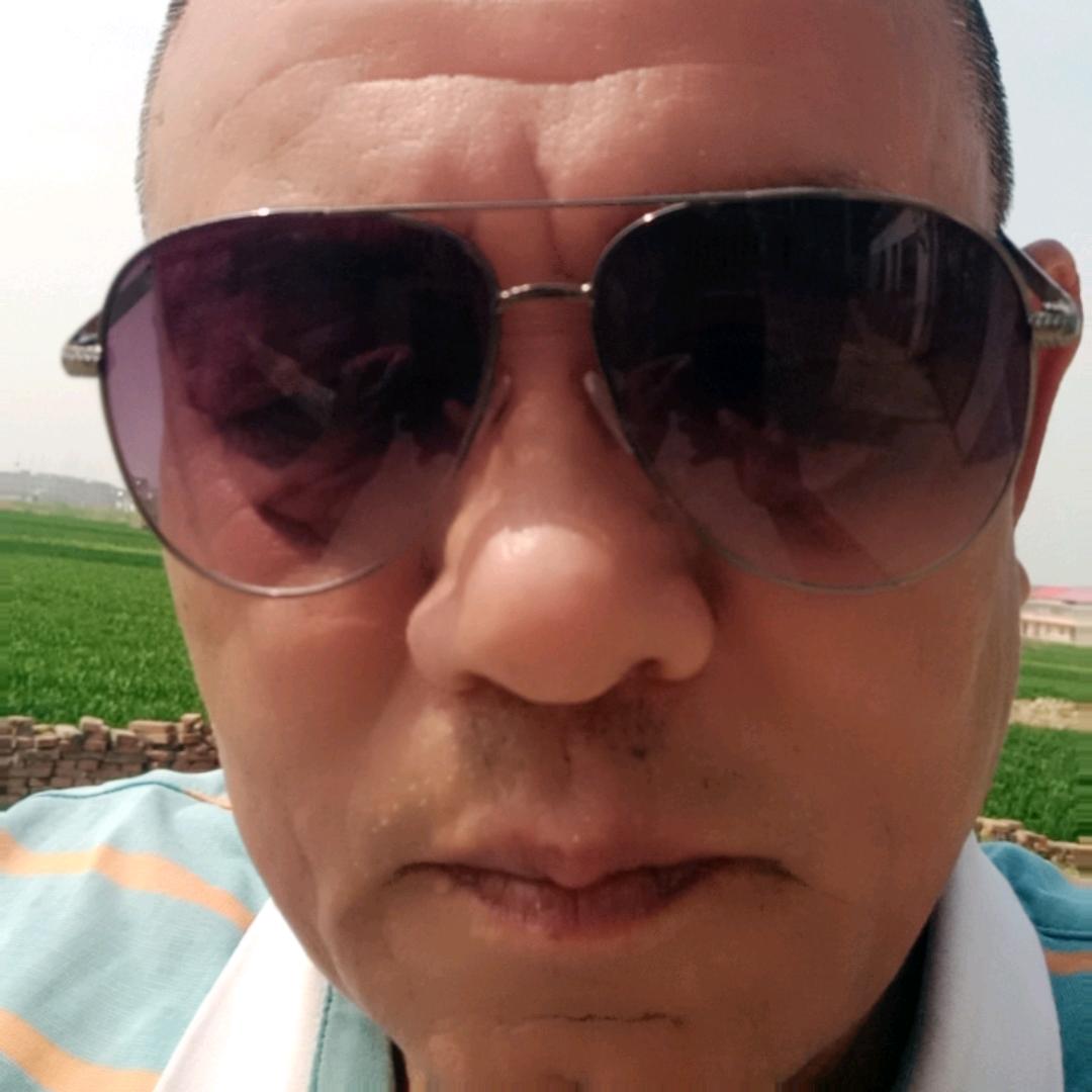 三十铺镇旧电瓶修复