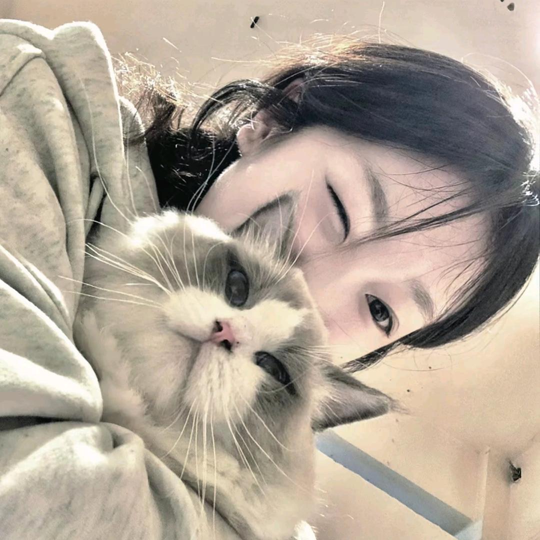 ₍˄·͈༝·͈˄*₎◞ ̑̑