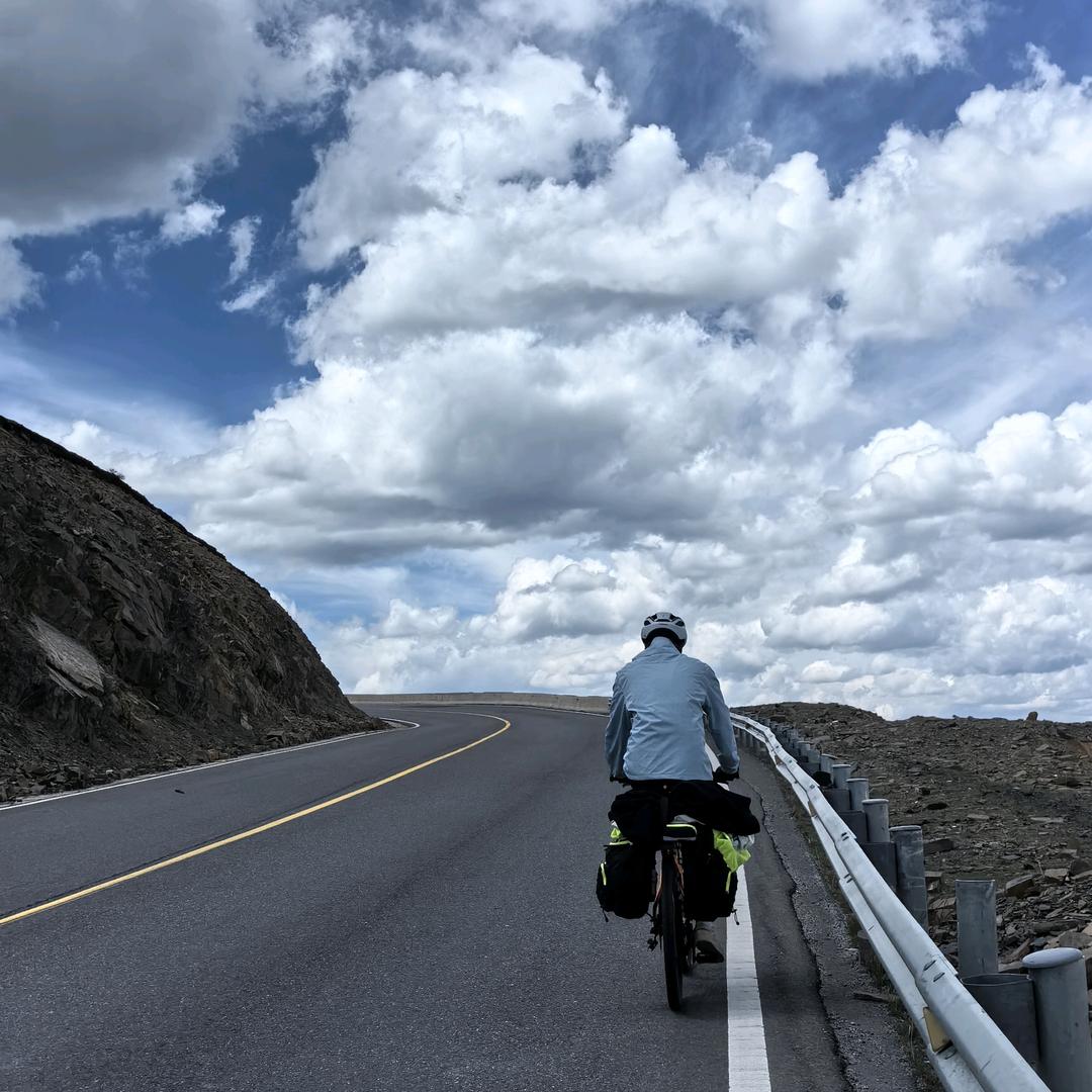 鸣小海