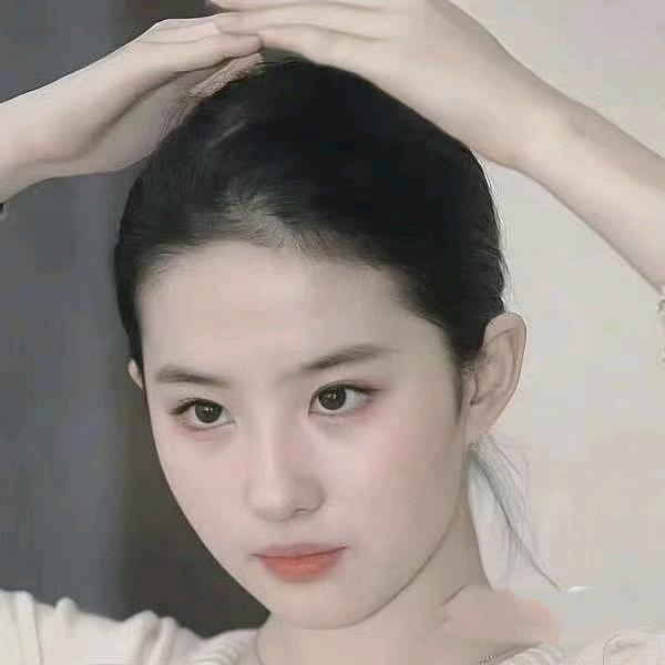 李嘿嘿