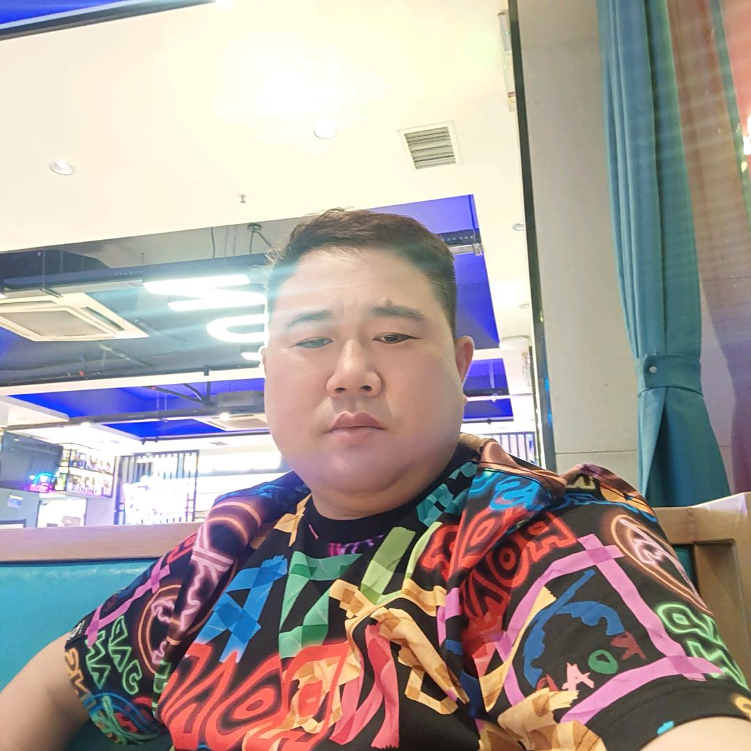 努力赚钱才是硬道理！