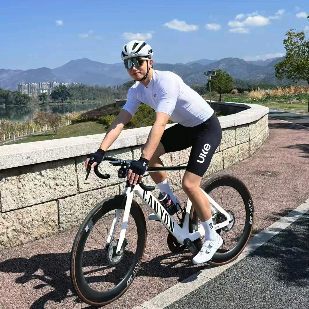 海乐游泳健身张漾