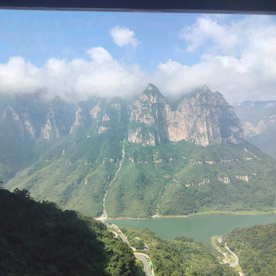 早酒晚舞的生活