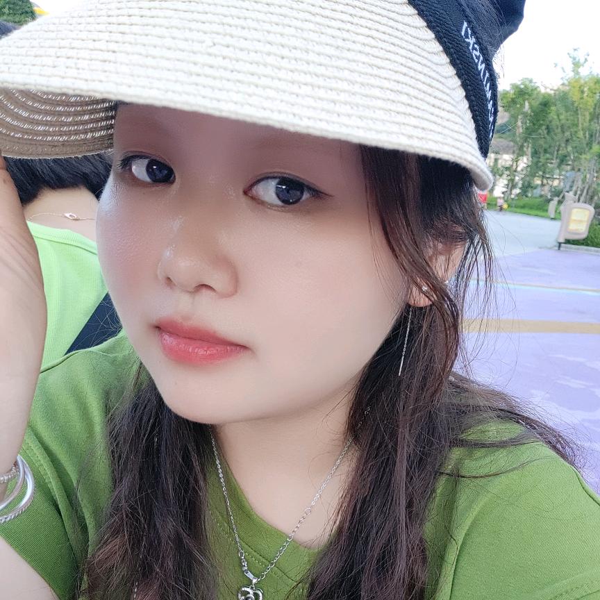欣欣