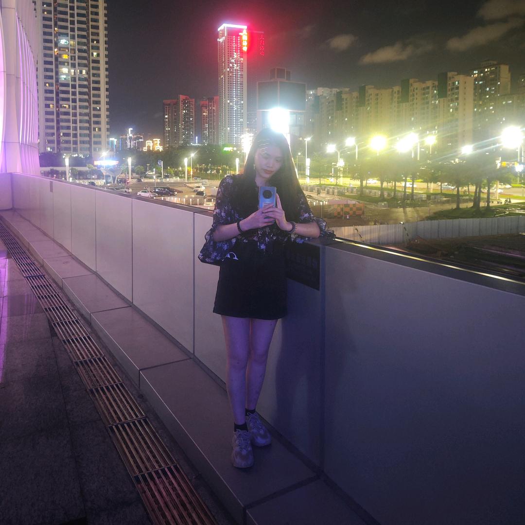 Yil-🌙