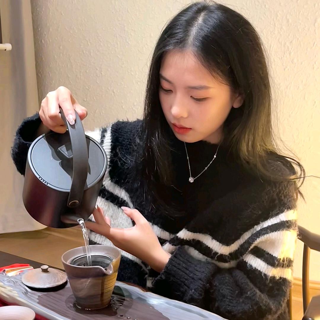 七七爱包包