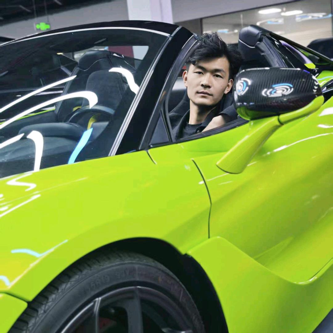 霆皇二手车 小王