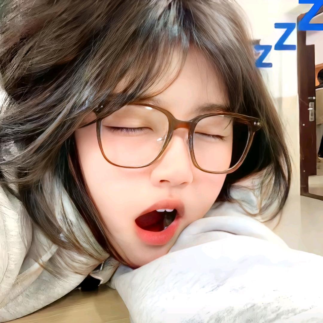 小困神💤