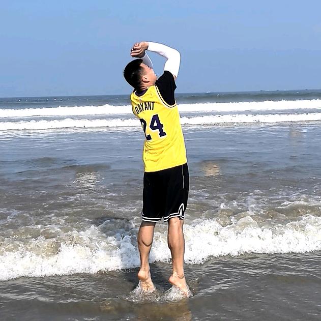 爱😭的👧有🍼喝