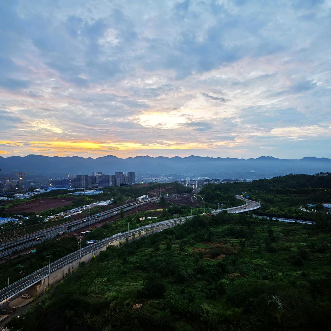 看房小分队（格律）