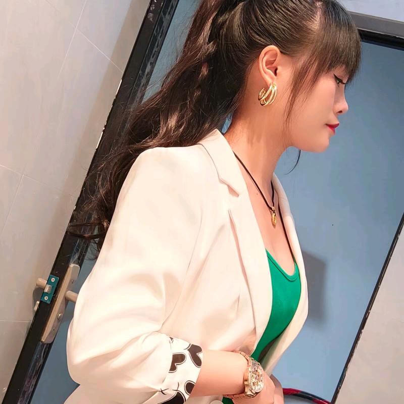 L💋姨