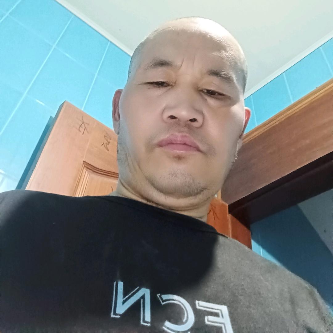 华哥首播晚上七点十分