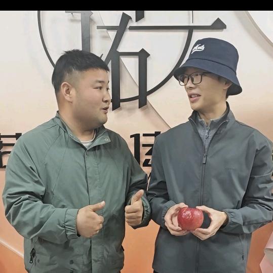 才家彪哥(一五班宣传员)
