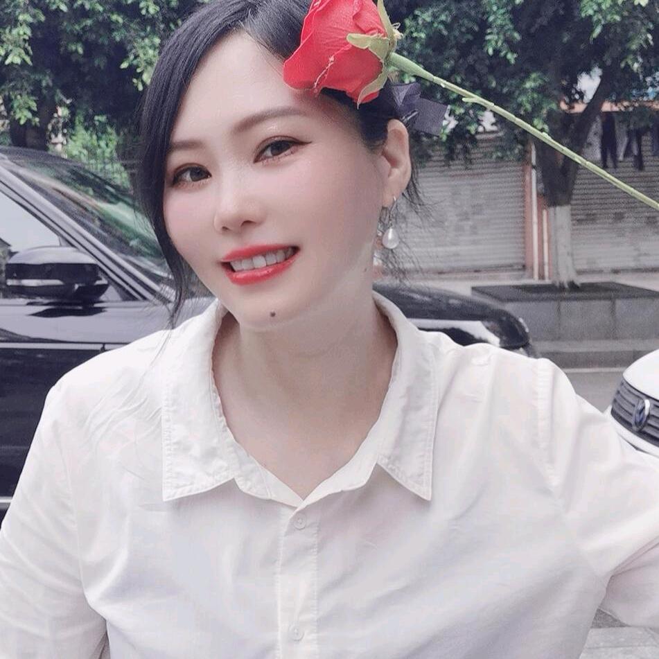 丫丫爱唱歌