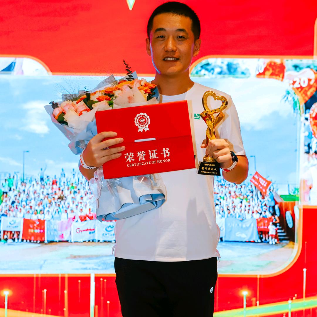 村长小崔【沈阳飞淼跑团】