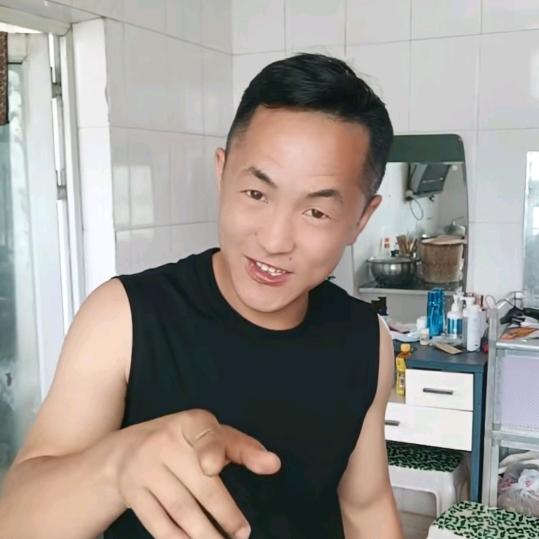 水城铁二哥