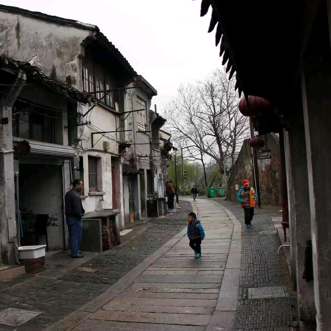 老刘家的书里有咱生活