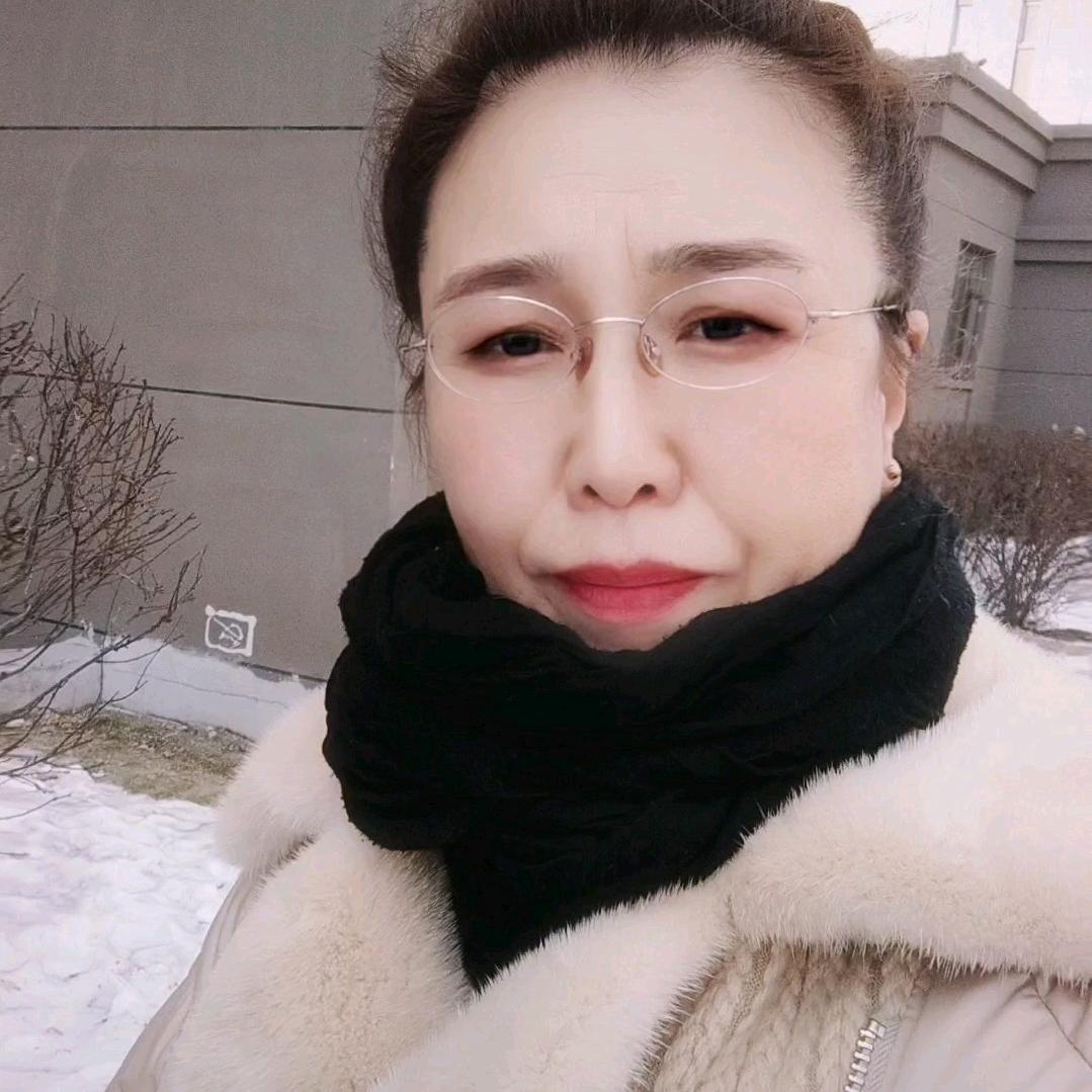 凝眸